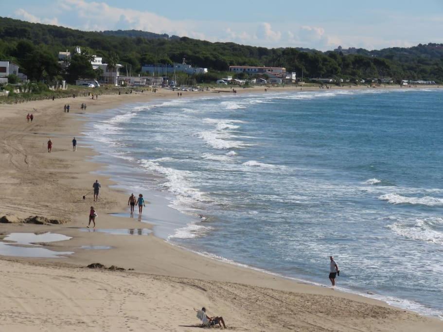 Coqueto Alojamiento Con Banera De Hidromasaje Tarragona Exterior foto